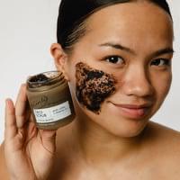 Prirodni piling za lice s kavom & citrusima - UpCircle - slika 5